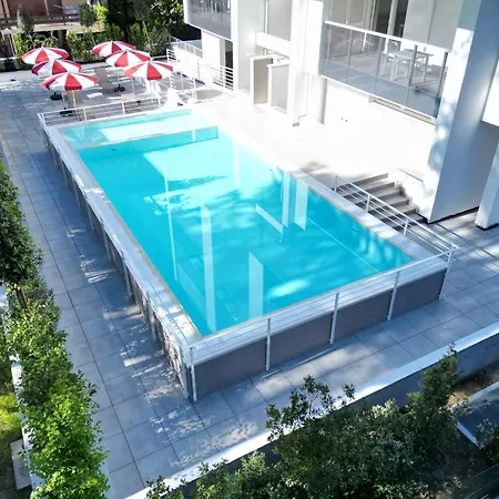 Apartman With Pool In